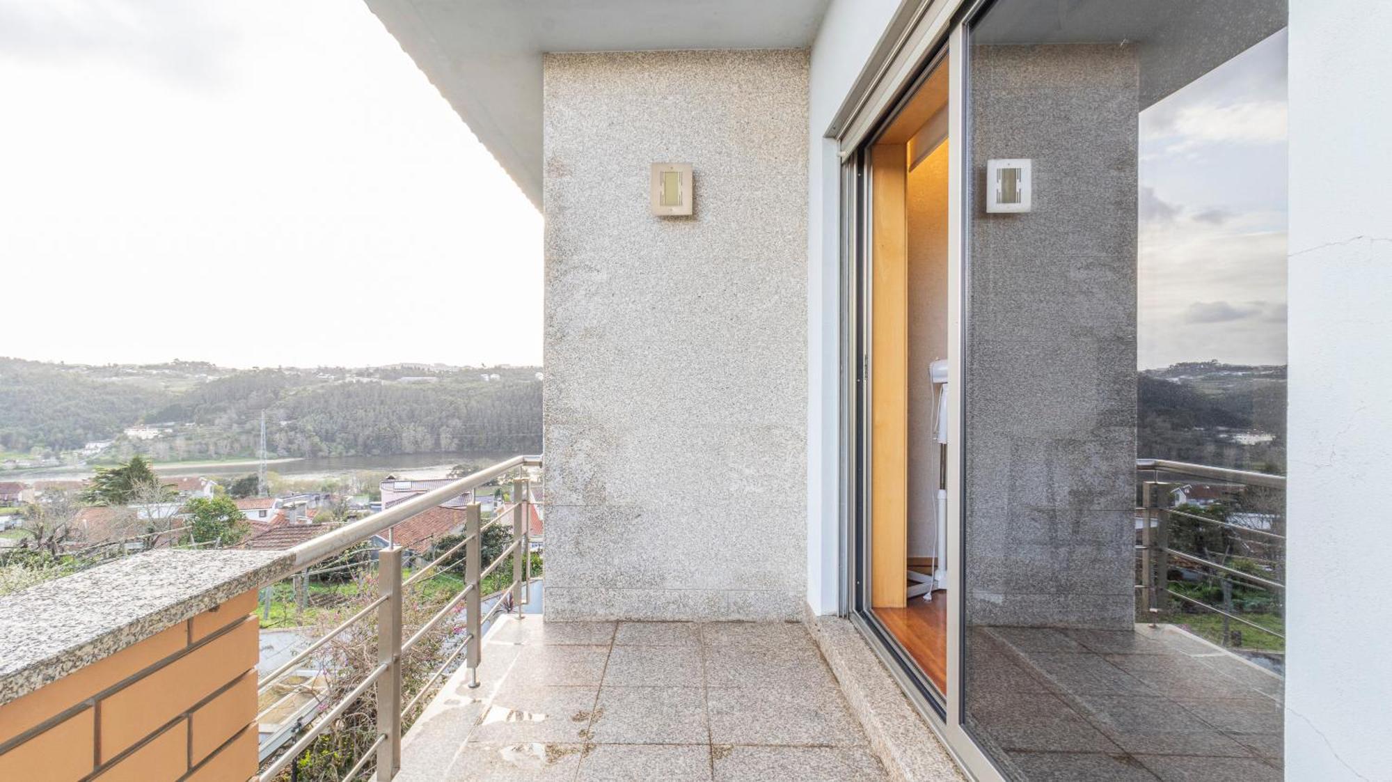 Com O Douro A Vista Bed and Breakfast Jovim Εξωτερικό φωτογραφία